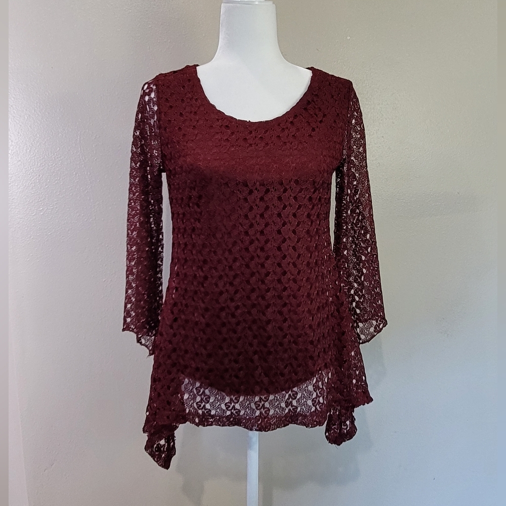 Ashley Blue womens maroon eyelet blouse size Small